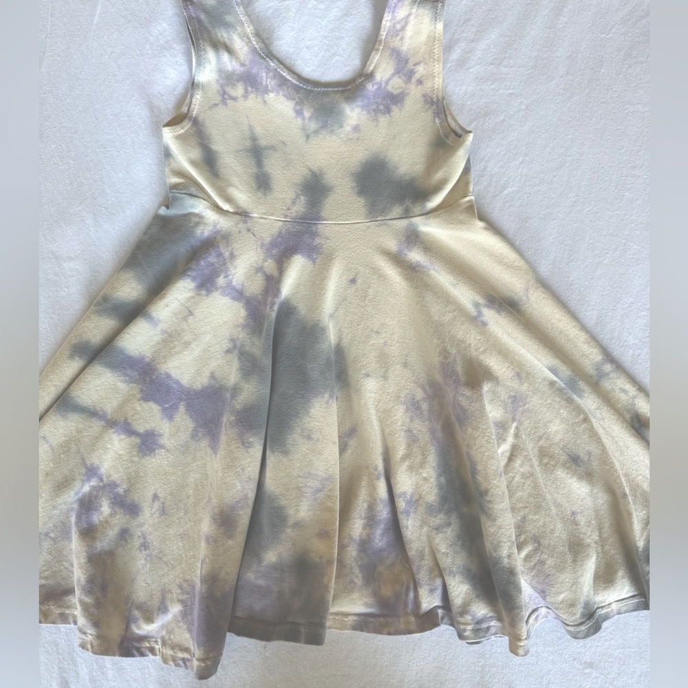 Little Girls size 6 Stretchy Tie Dyed Dress